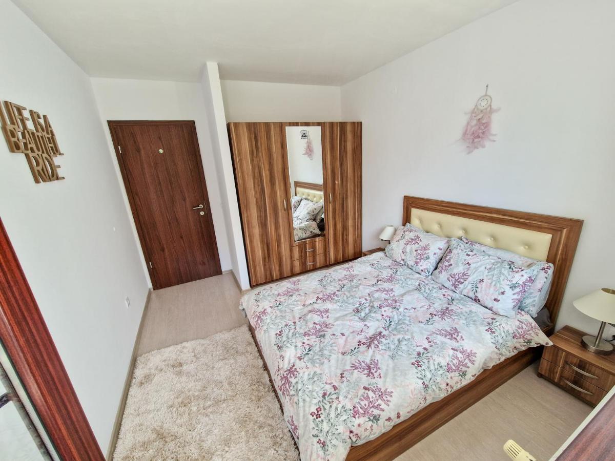 Sunny Apartment C25 بوروفتس المظهر الخارجي الصورة